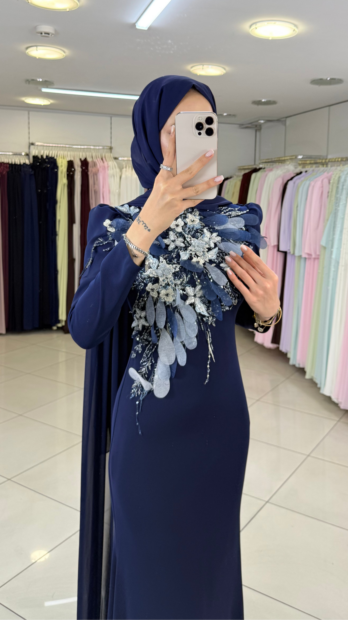 LAVINA 0020